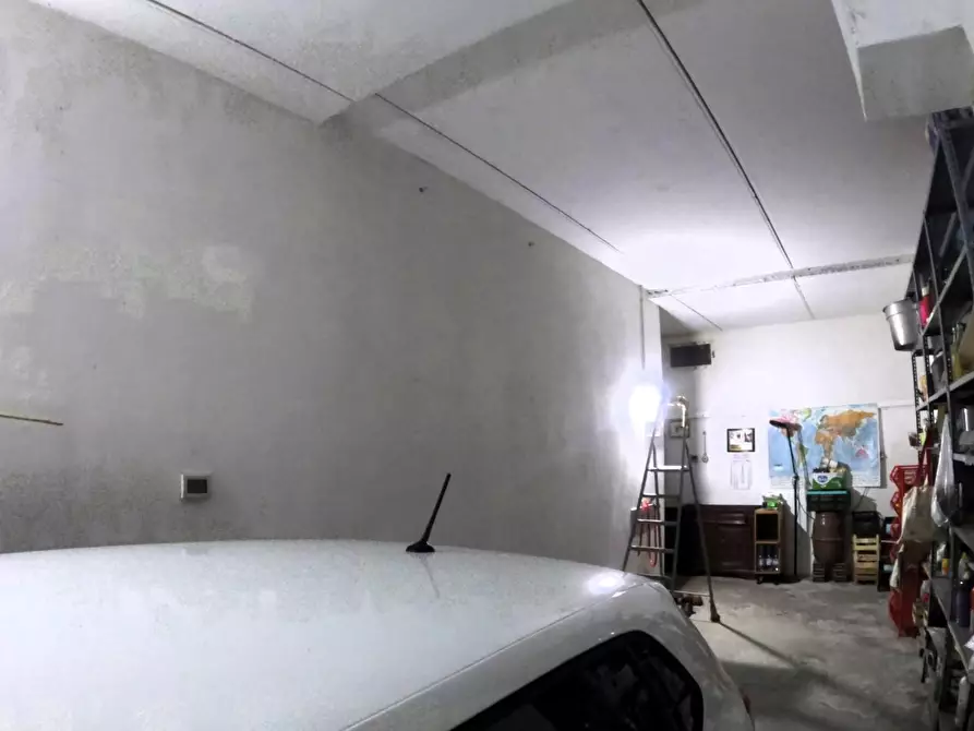 Immagine 13 di Appartamento in vendita  a Colle Di Val D'elsa