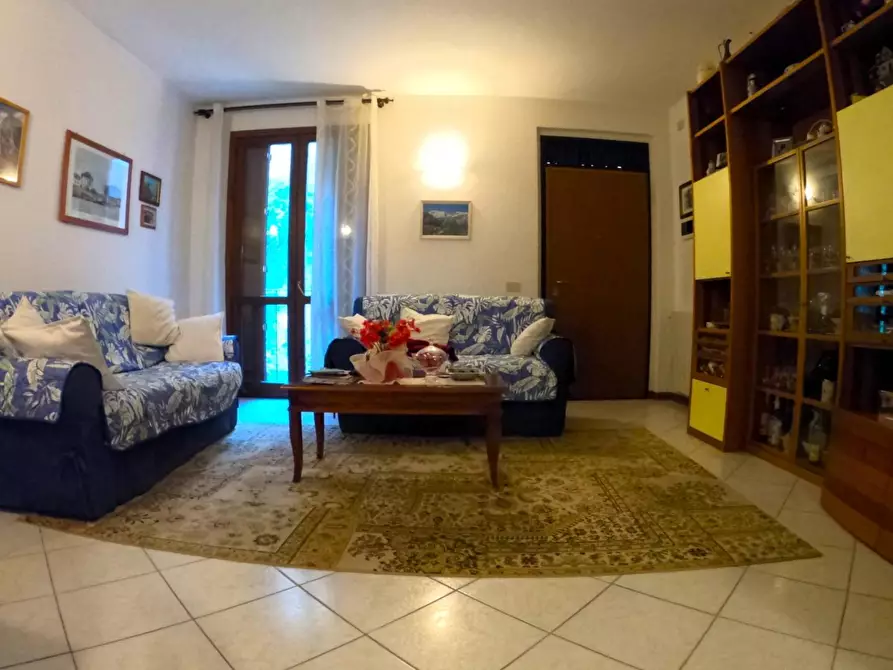 Immagine 6 di Appartamento in vendita  a Colle Di Val D'elsa