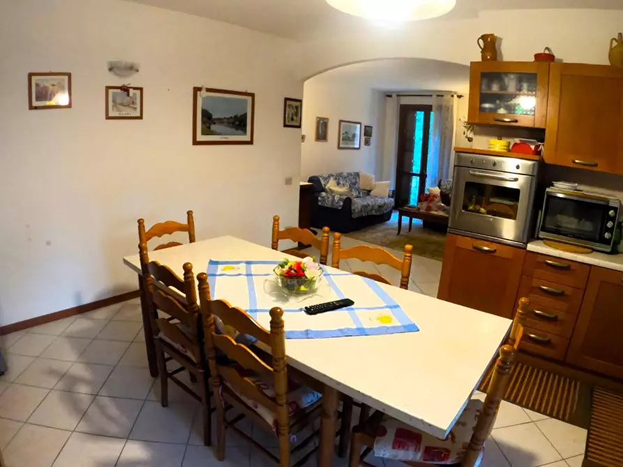 Immagine 3 di Appartamento in vendita  a Colle Di Val D'elsa