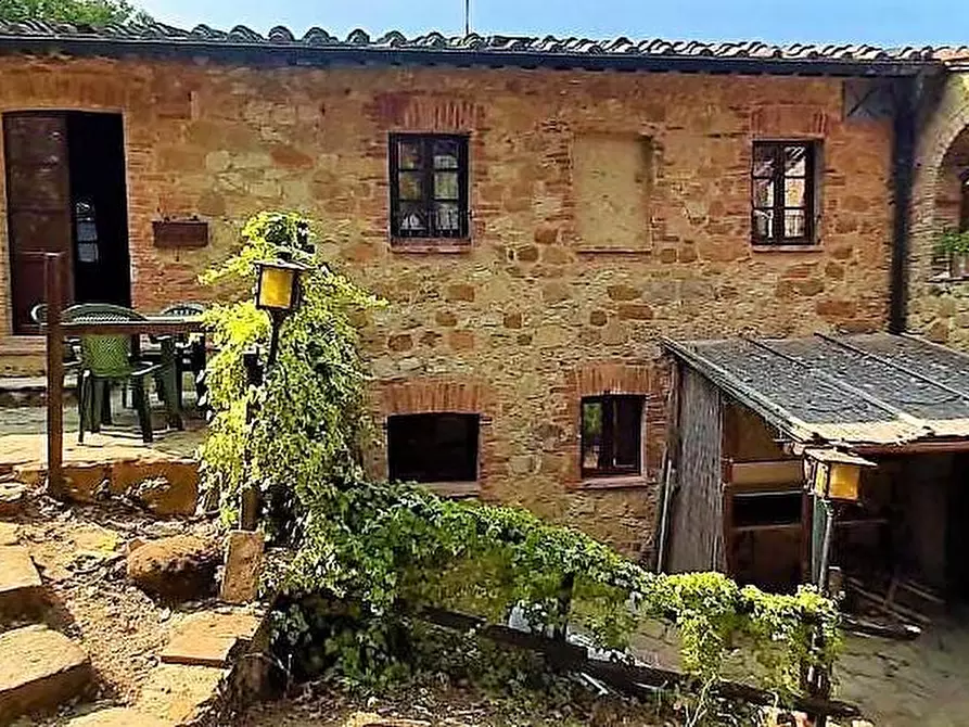 Immagine 2 di Casa colonica in vendita  a Casole D'elsa
