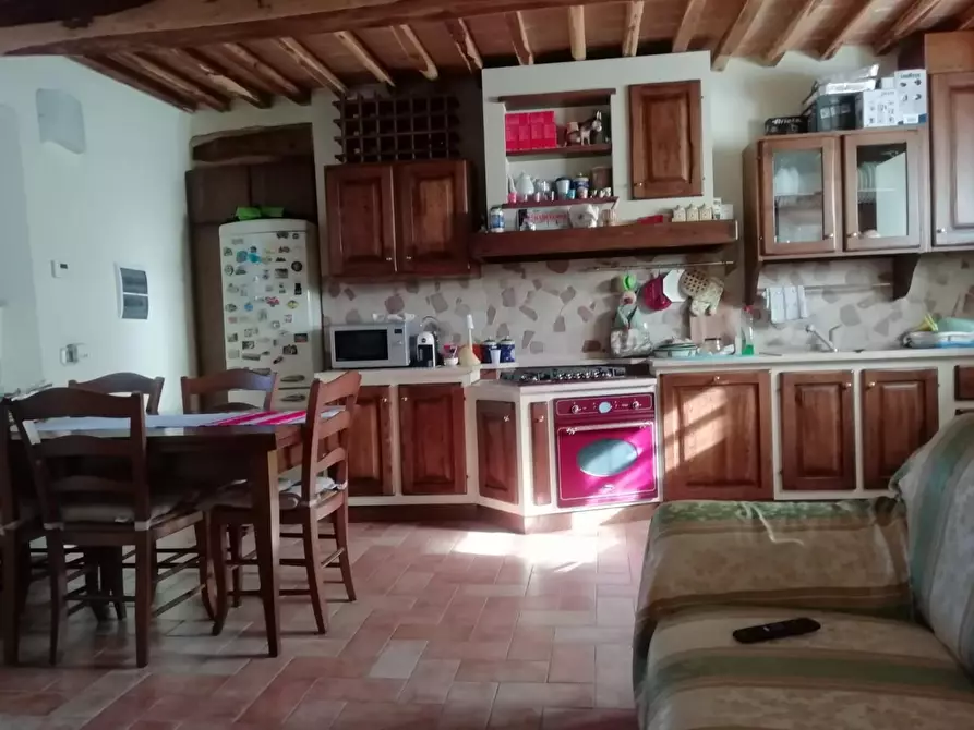 Immagine 23 di Porzione di casa in vendita  a Casole D'elsa