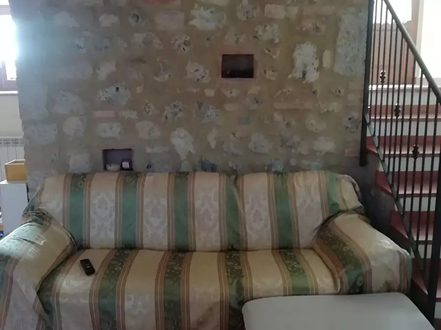 Immagine 27 di Porzione di casa in vendita  a Casole D'elsa