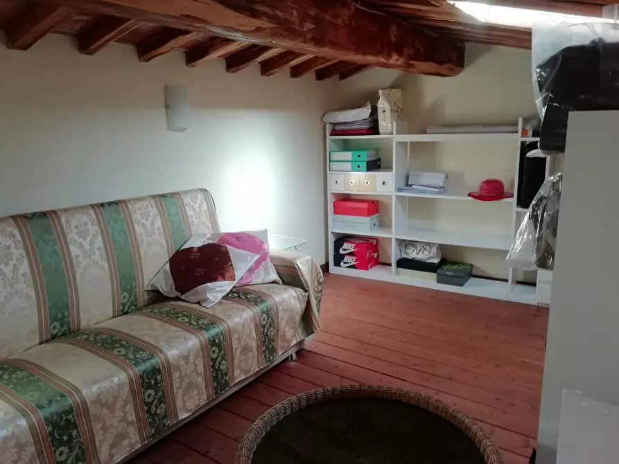 Immagine 9 di Porzione di casa in vendita  a Casole D'elsa