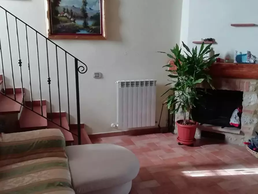 Immagine 30 di Porzione di casa in vendita  a Casole D'elsa