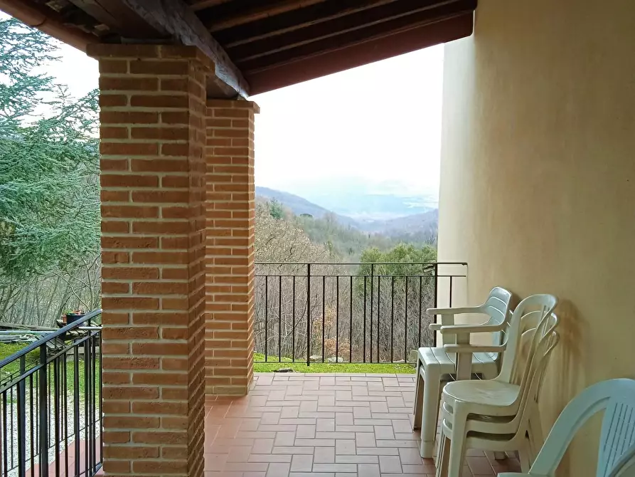 Immagine 18 di Casa colonica in vendita  a Castelnuovo Val Di Cecina