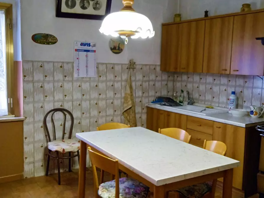 Immagine 21 di Casa colonica in vendita  a Castelnuovo Val Di Cecina