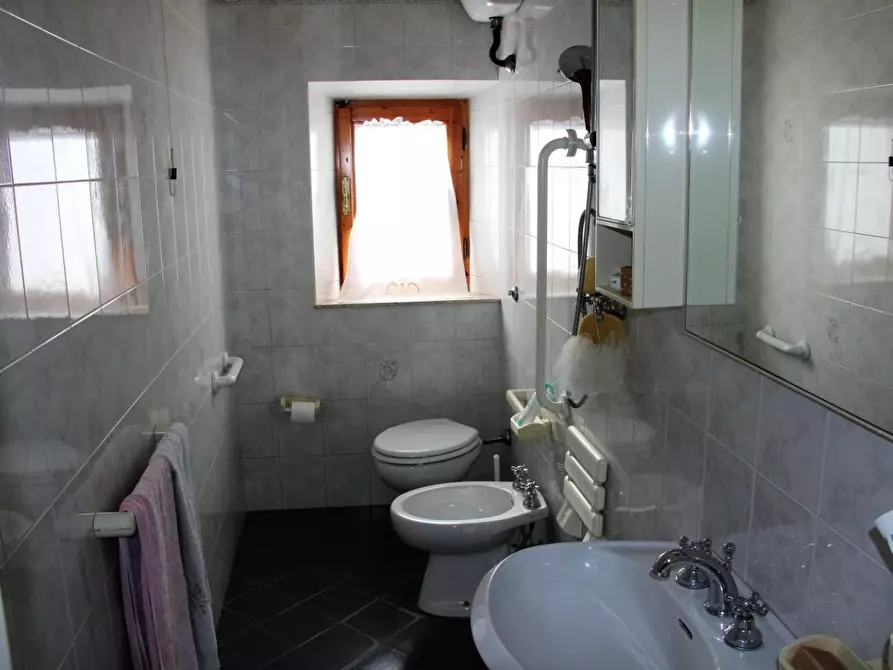 Immagine 4 di Porzione di casa in vendita  a Casole D'elsa