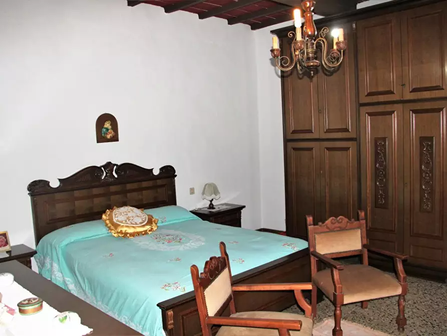 Immagine 13 di Porzione di casa in vendita  a Casole D'elsa