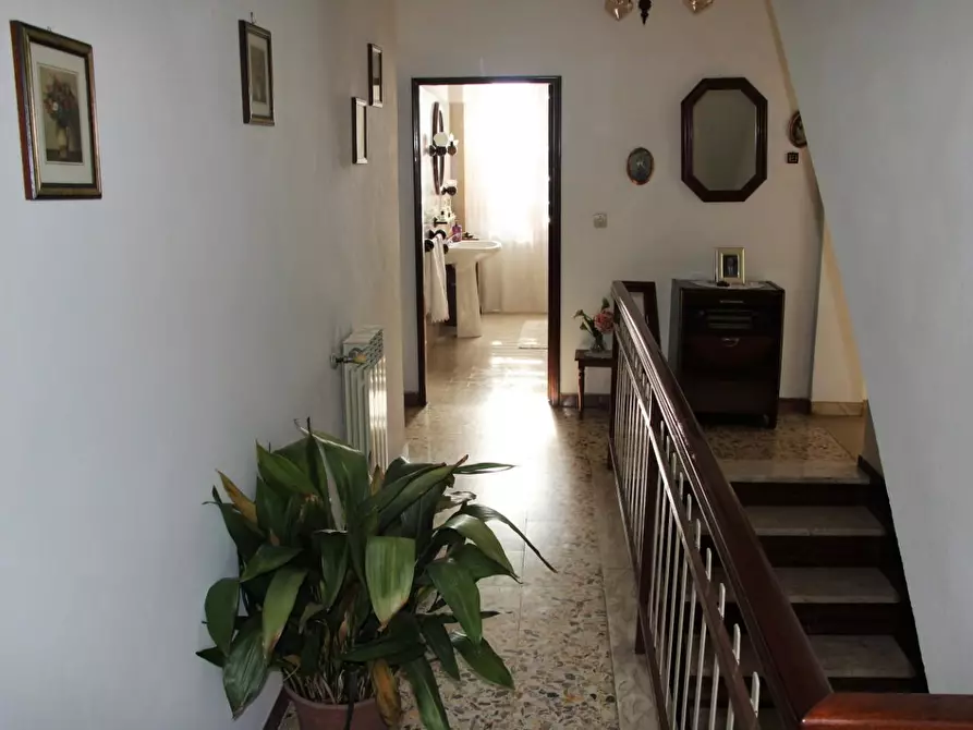 Immagine 11 di Porzione di casa in vendita  a Casole D'elsa