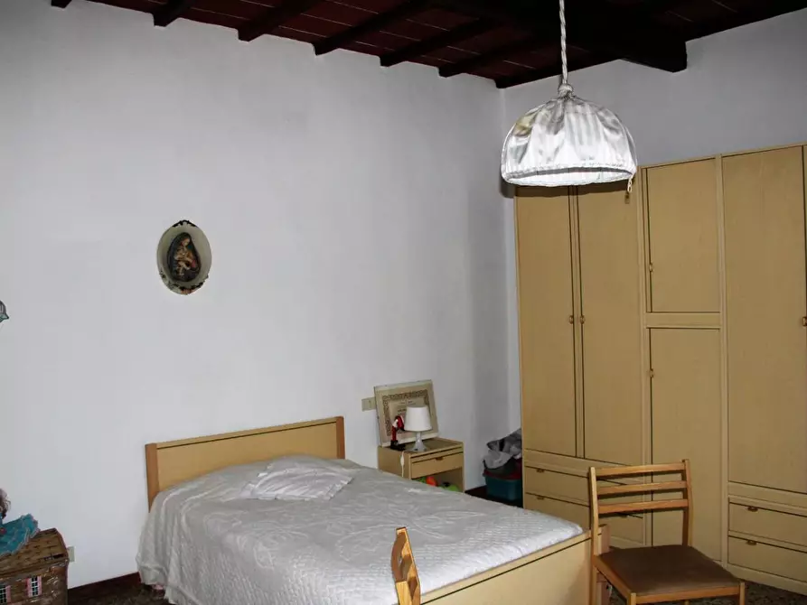 Immagine 12 di Porzione di casa in vendita  a Casole D'elsa