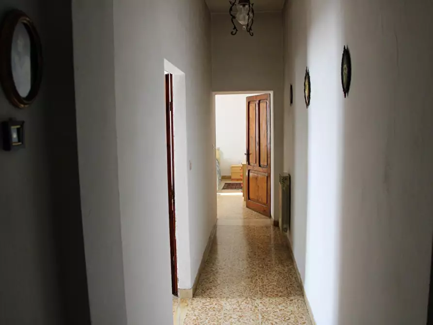 Immagine 9 di Porzione di casa in vendita  a Casole D'elsa