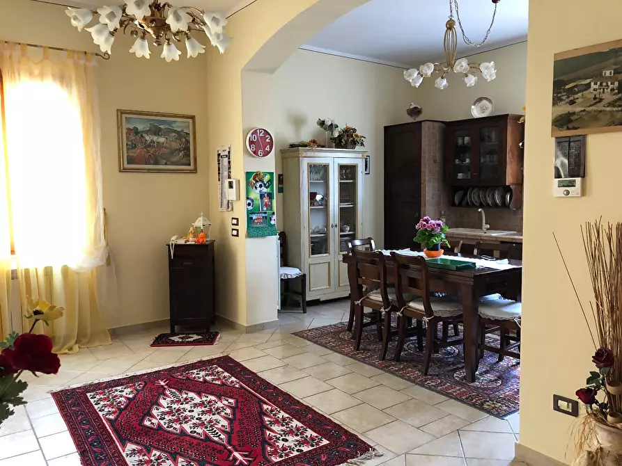 Immagine 3 di Villa in vendita  a San Miniato