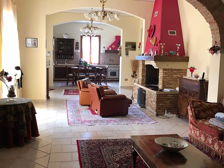 Immagine 7 di Villa in vendita  a San Miniato