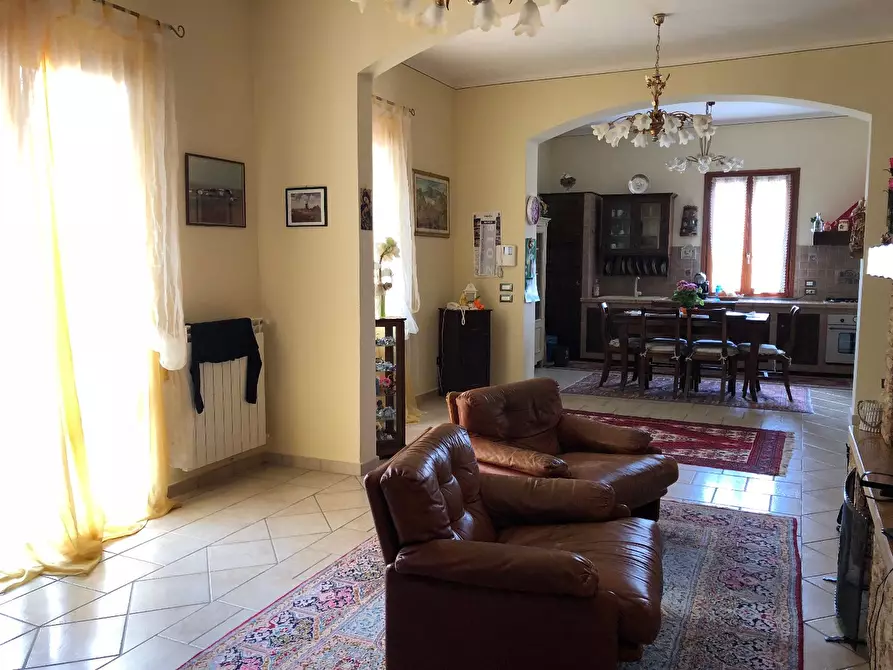 Immagine 1 di Villa in vendita  a San Miniato