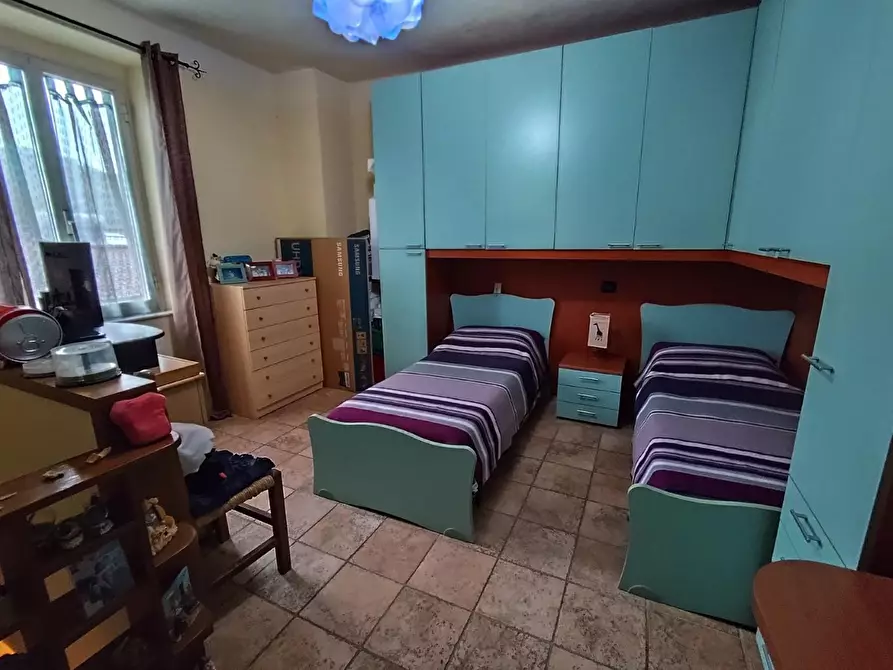 Immagine 14 di Terratetto in vendita  a Massa