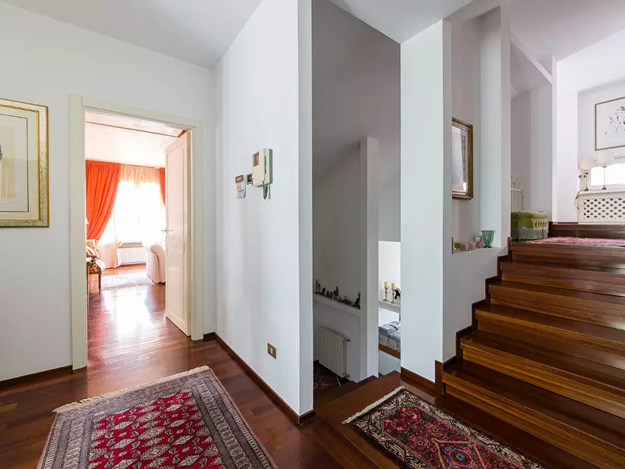 Immagine 22 di Villa in vendita  a Ponsacco