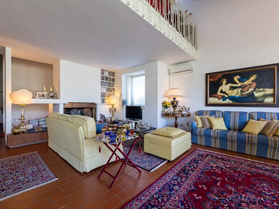 Immagine 8 di Villa in vendita  a Ponsacco