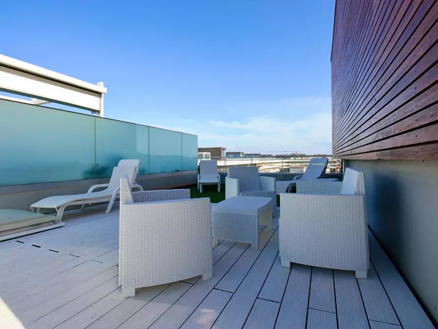 Immagine 22 di Appartamento in affitto  a Pisa