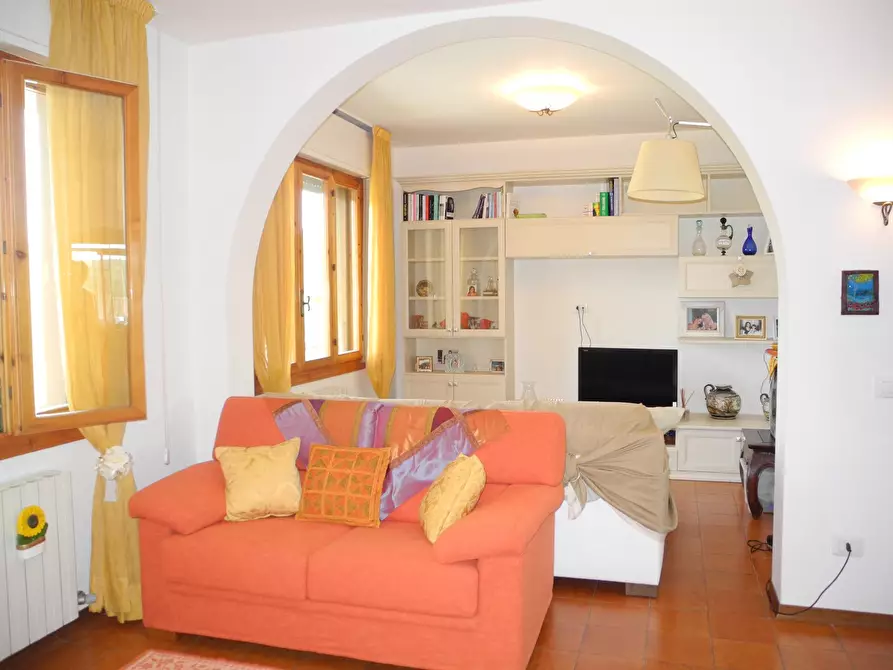 Immagine 2 di Appartamento in vendita  a Vinci