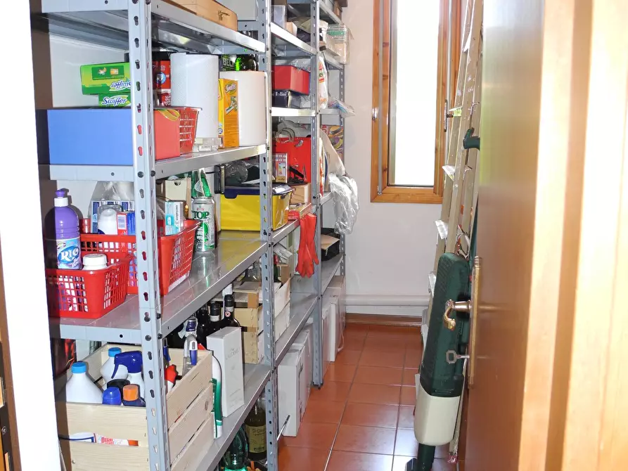 Immagine 10 di Appartamento in vendita  a Vinci