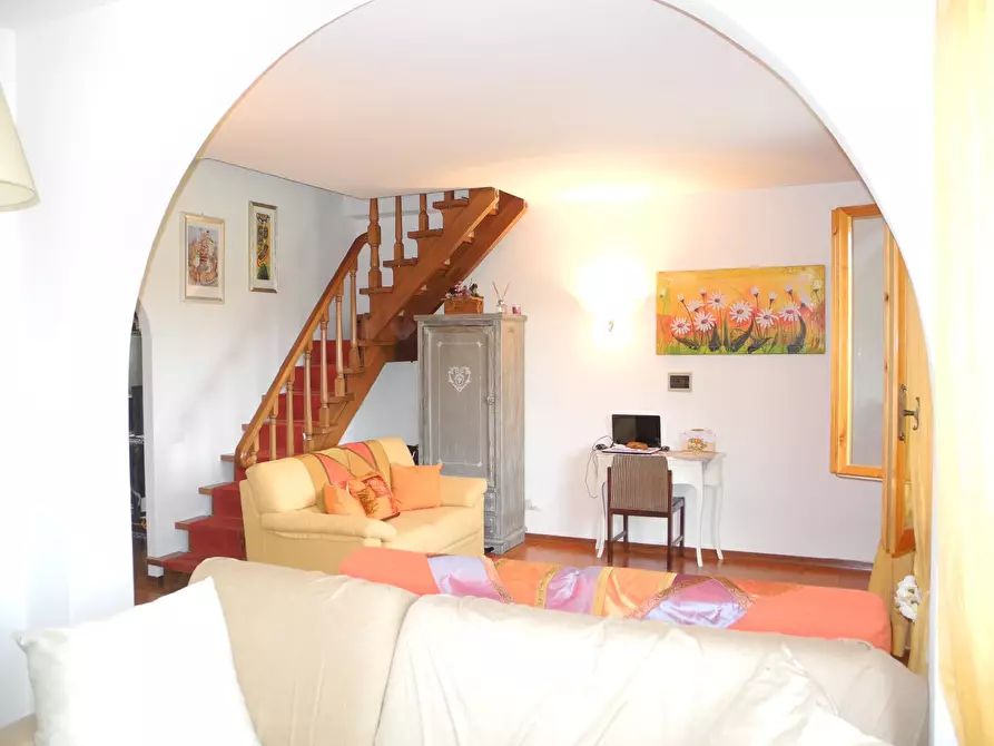 Immagine 3 di Appartamento in vendita  a Vinci