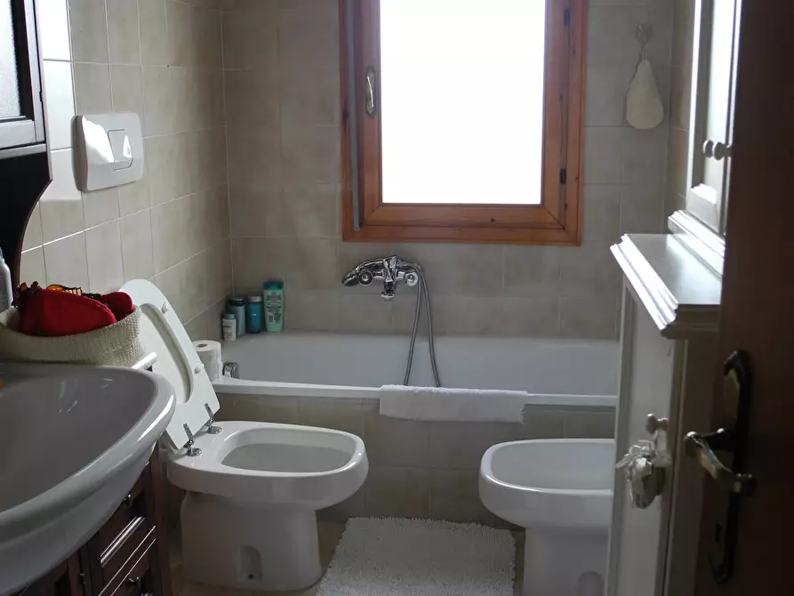 Immagine 9 di Appartamento in vendita  a Vinci