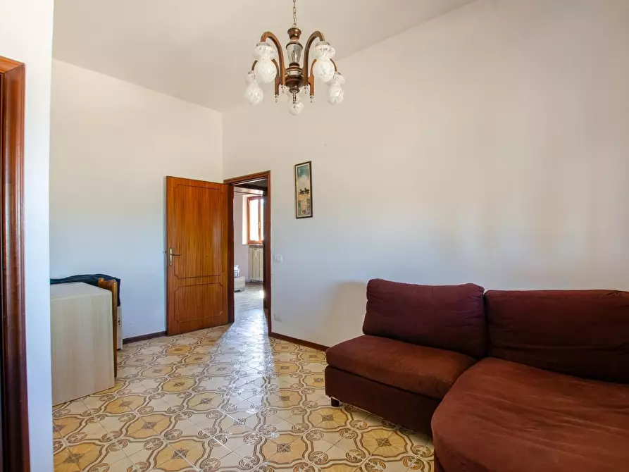 Immagine 13 di Appartamento in vendita  a Siena