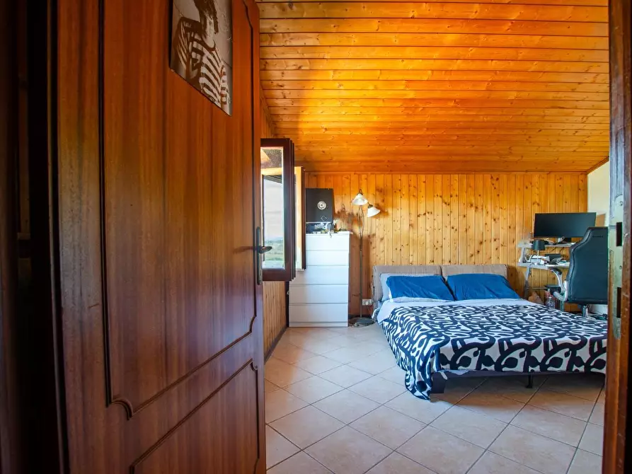 Immagine 22 di Appartamento in vendita  a Siena