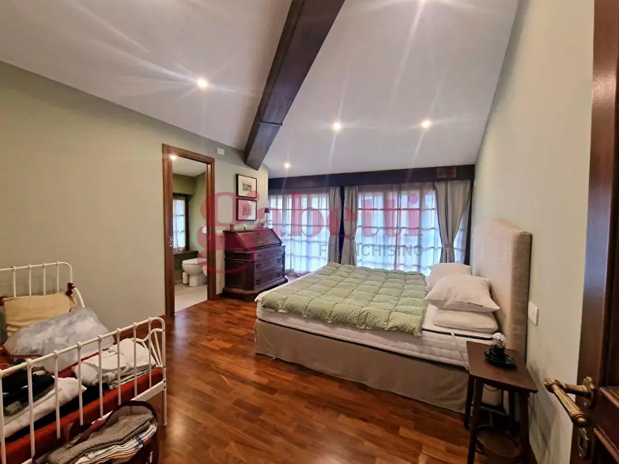 Immagine 13 di Mansarda in affitto  a Pisa