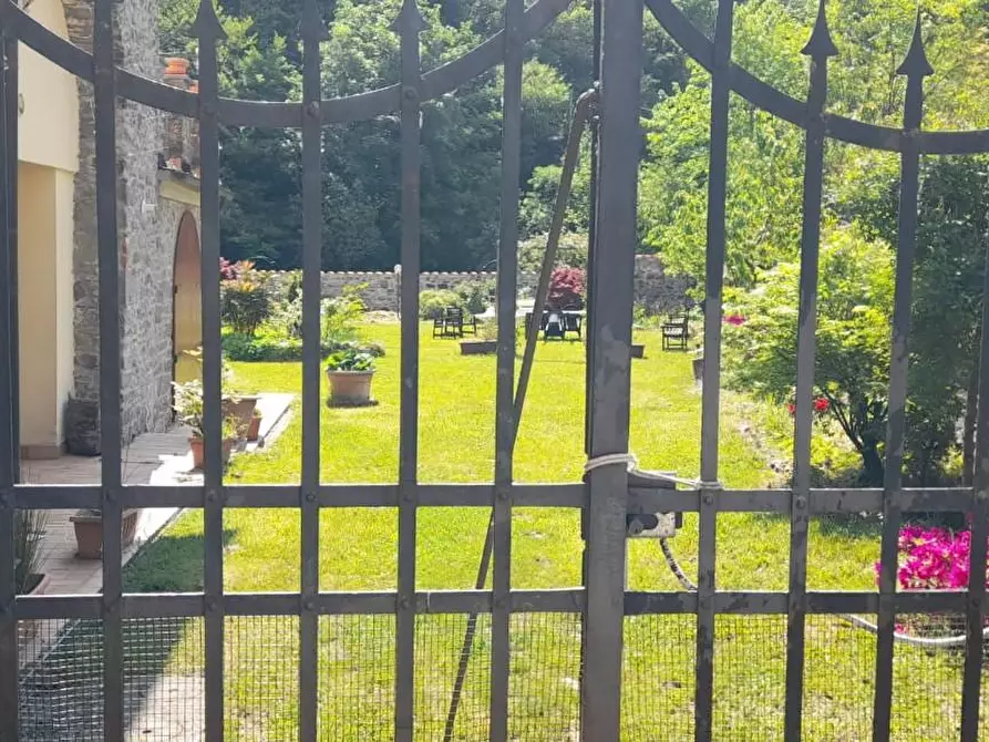 Immagine 22 di Appartamento in vendita  a Pistoia