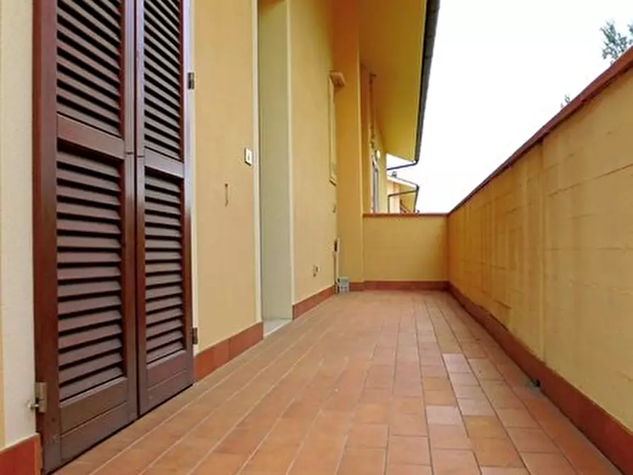 Immagine 13 di Appartamento in affitto  a Santa Maria A Monte