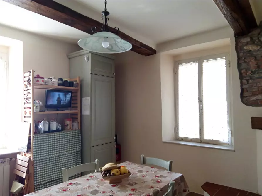 Immagine 3 di Casa semindipendente in vendita  a Massa