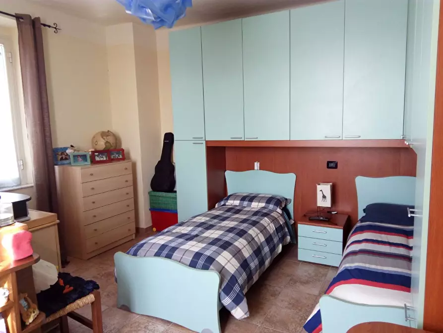 Immagine 6 di Casa semindipendente in vendita  a Massa