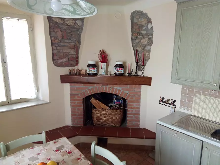 Immagine 17 di Casa semindipendente in vendita  a Massa