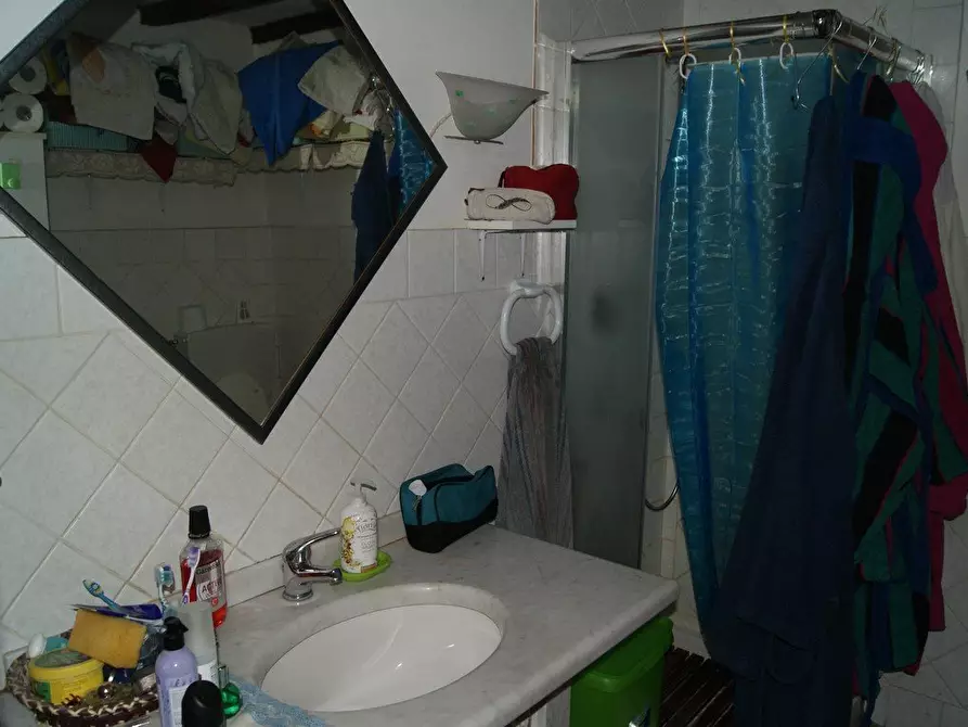 Immagine 6 di Casa semindipendente in vendita  a Massa