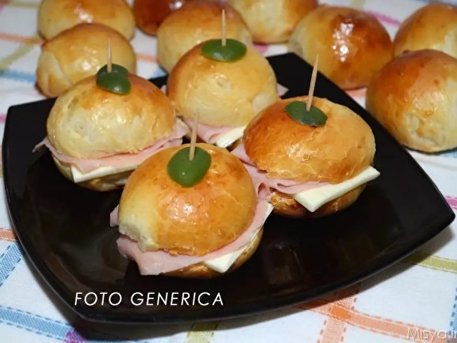 Immagine 5 di Locale commerciale in vendita  a Pontedera