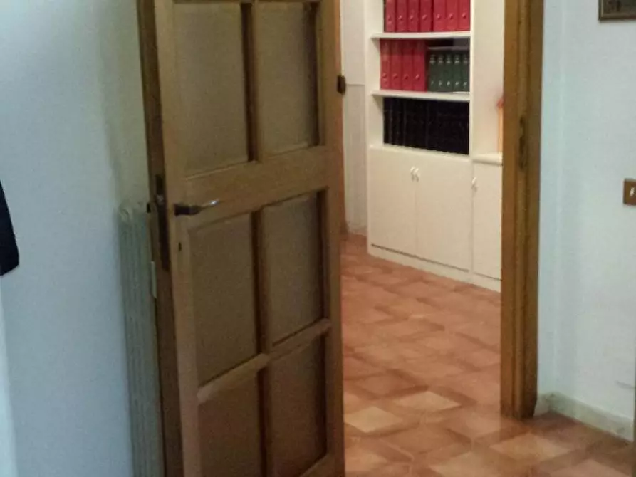 Immagine 11 di Appartamento in vendita  a Pisa