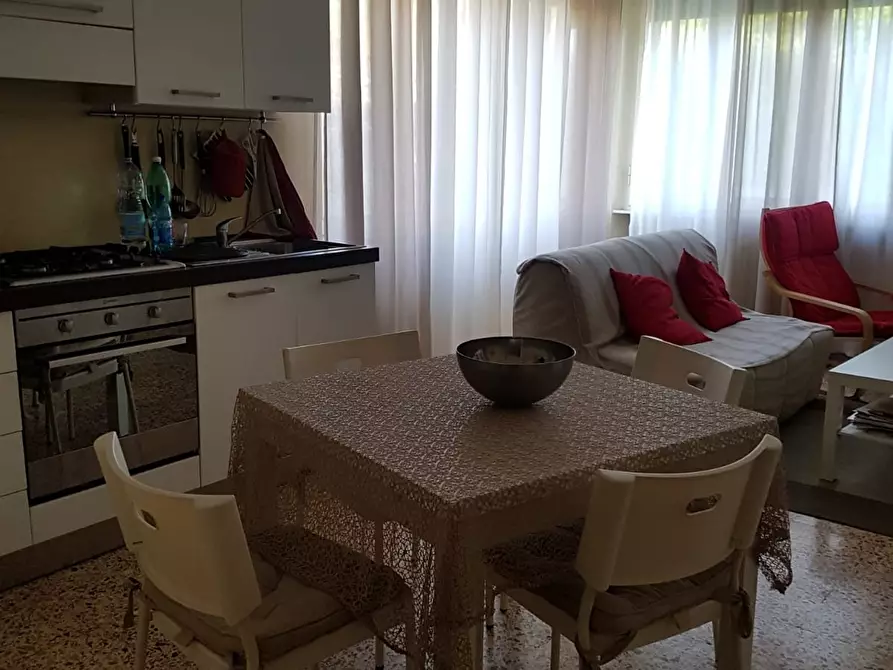 Immagine 11 di Appartamento in affitto  a Siena