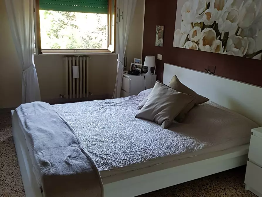 Immagine 9 di Appartamento in affitto  a Siena