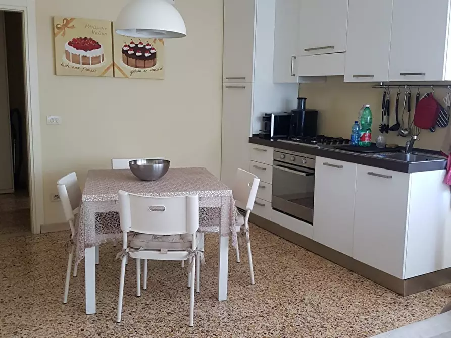 Immagine 6 di Appartamento in affitto  a Siena