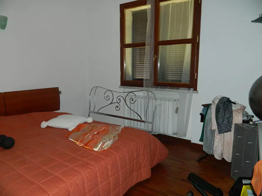 Immagine 9 di Casa semindipendente in vendita  a Castelnuovo Magra