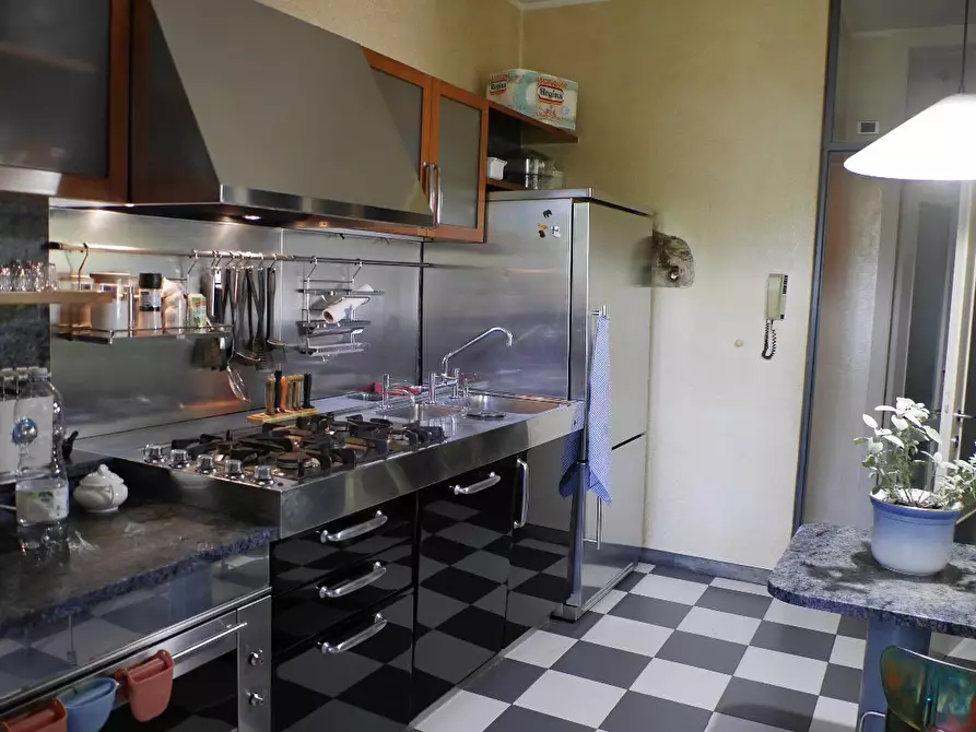 Immagine 26 di Casa bifamiliare in vendita  a Massa