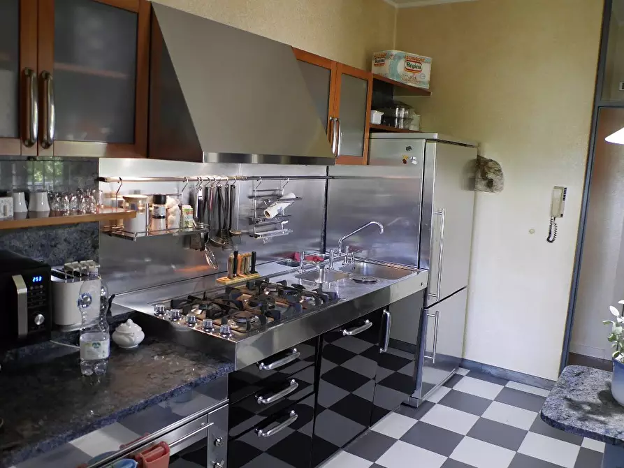 Immagine 27 di Casa bifamiliare in vendita  a Massa