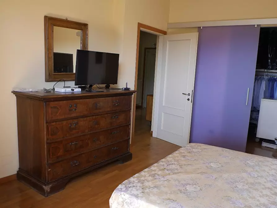 Immagine 32 di Casa bifamiliare in vendita  a Massa