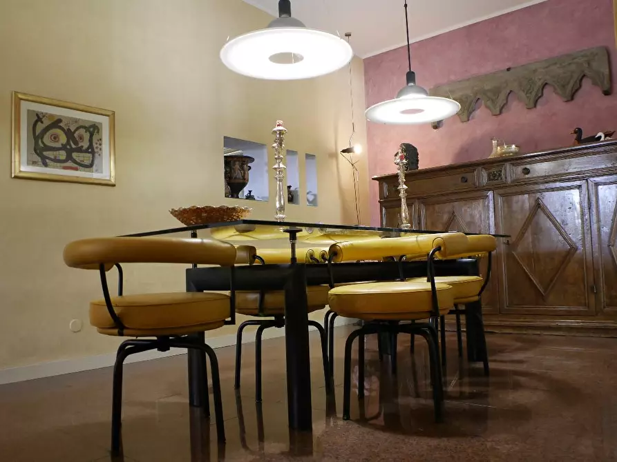 Immagine 4 di Casa bifamiliare in vendita  a Massa