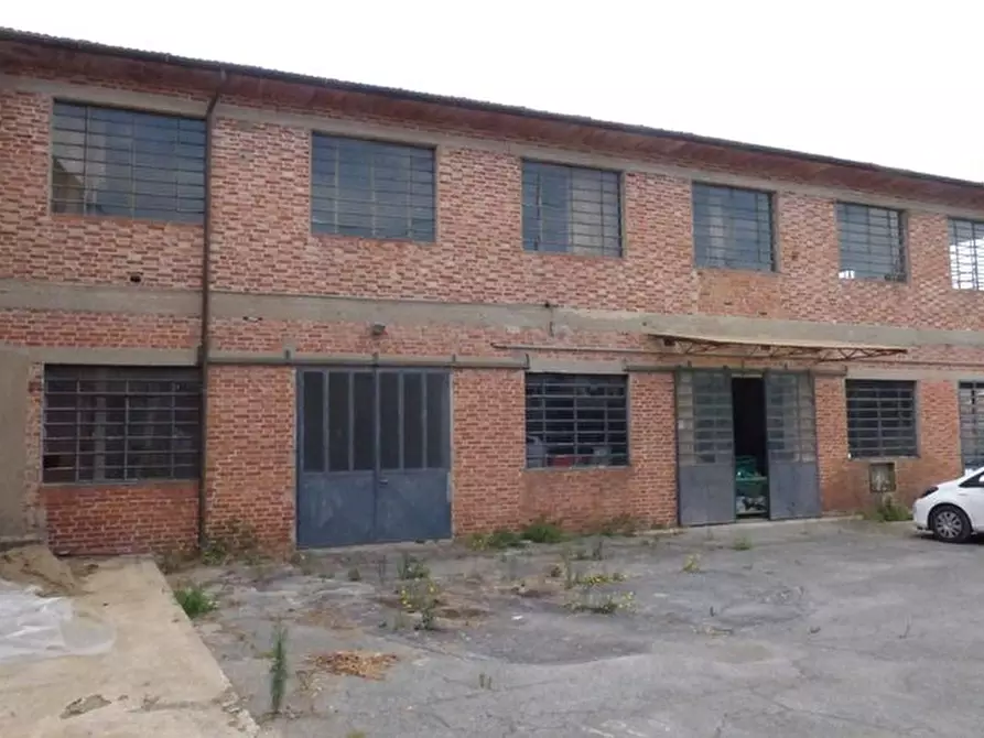 Immagine 2 di Terreno residenziale in vendita  a Capannori