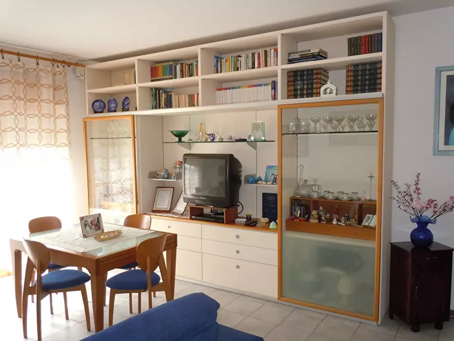 Immagine 3 di Mansarda in vendita  a Aulla