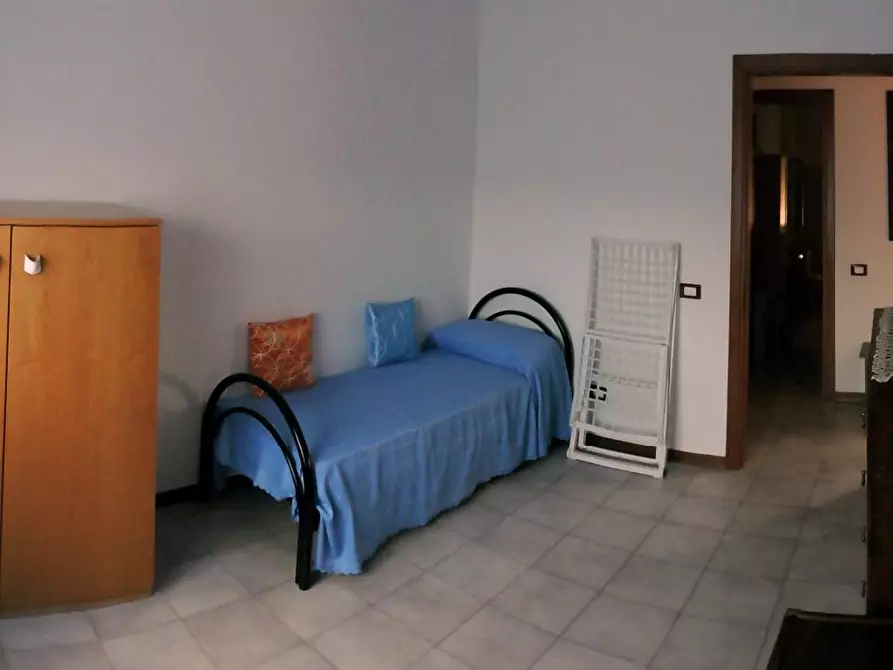 Immagine 7 di Mansarda in vendita  a Aulla