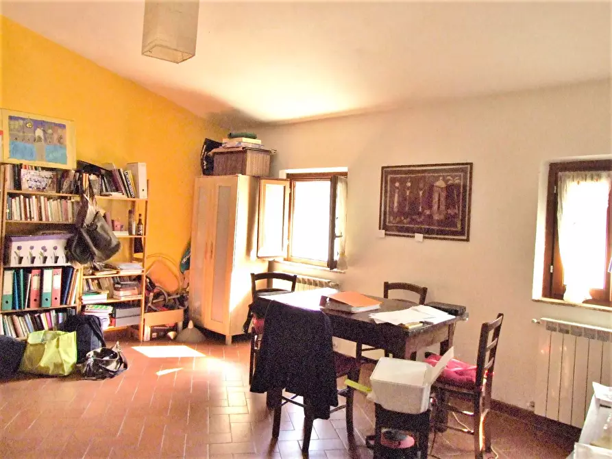 Immagine 13 di Appartamento in vendita  a Vicopisano