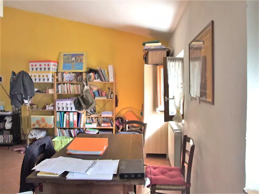 Immagine 6 di Appartamento in vendita  a Vicopisano